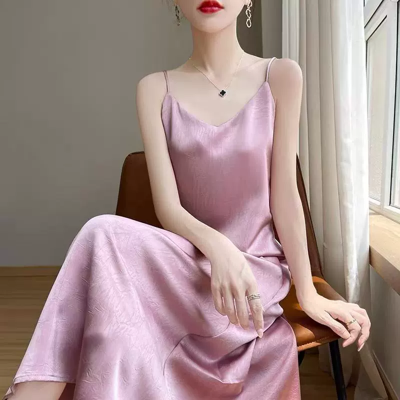 2025 новое летнее платье на тонких бретелях, модное универсальное базовое платье выше колена, элитное элегантное утягивающее платье на тонких бретелях