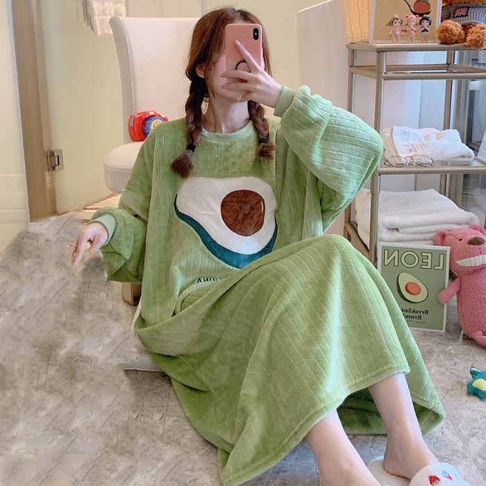 Pijamas de mujeres otoño invierno de franela lindo dibujo animado 2024 nuevo coral de lana gruesa falda cálida ropa para el hogar