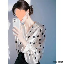 今年爆款高端真丝缎面衬衫白色波点2025早春气质新款独特好看魅瞿