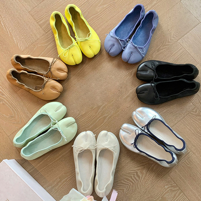 Sheepskin Version~ Invisible Internal Height Increase, Bowknot, Shallow Mouth, Flat Split-Toe Pig's Hoof Shoes, Retro Ballet Granny Flats Sheepskin Version~ Invisible Internal Height Increase, Bowknot, Shallow Mouth, Flat Split-Toe Pig's Hoof Shoes, Retro Ballet Granny Flats