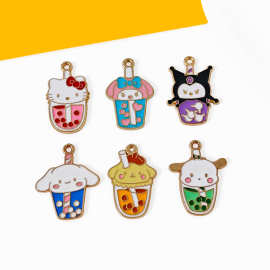 三丽鸥凯蒂猫KT库洛米玉桂狗珍珠奶茶diy滴油合金钥匙扣项链挂件
