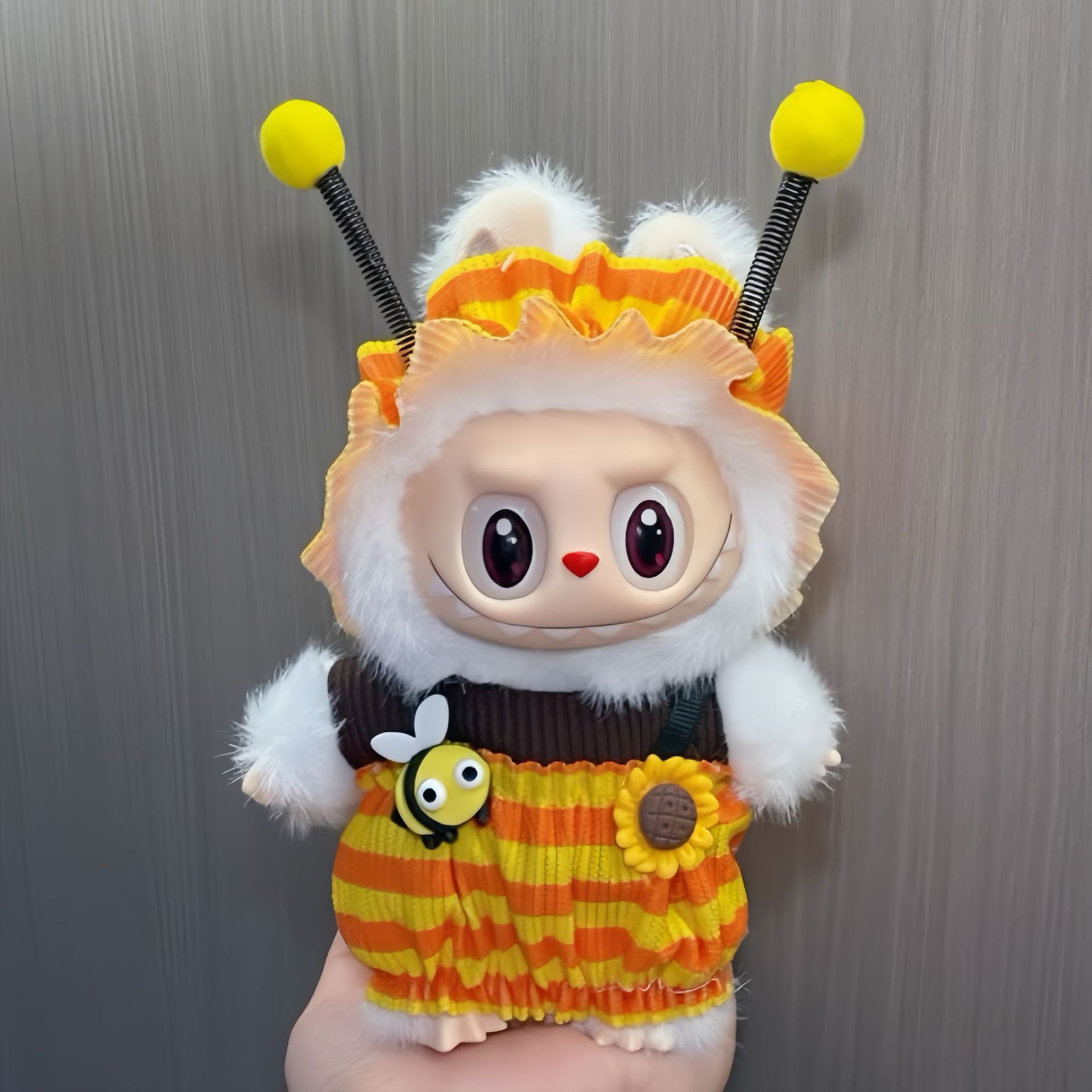Little bee
