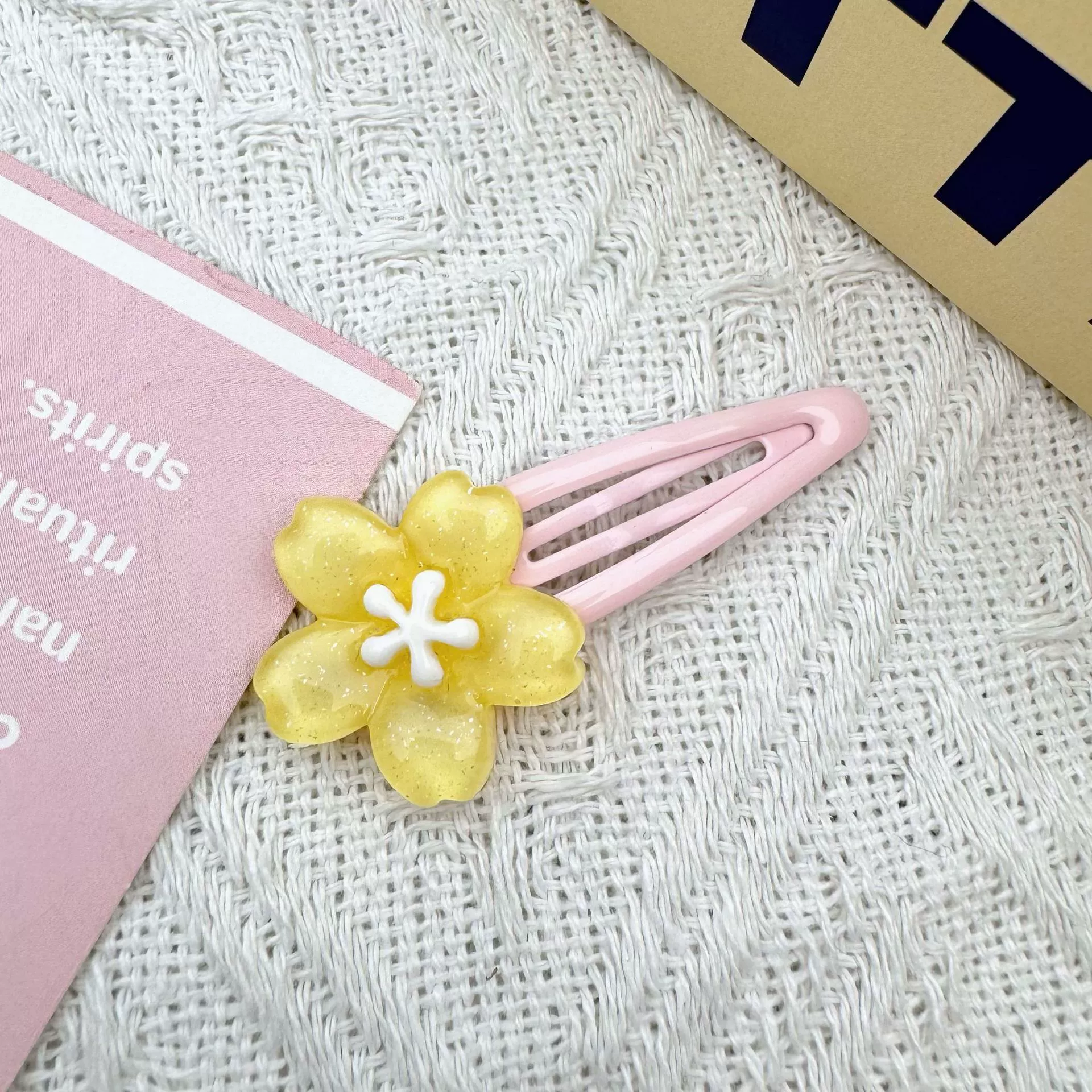 Заколка для волос Jelly Cherry Blossom, смоляная боковая клипса, 6 см, пастельные цвета