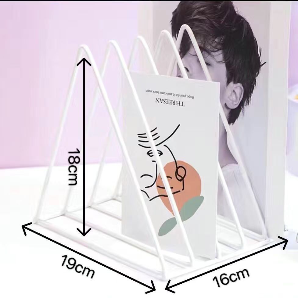 Estante de escritorio de almacenamiento en la mesa estante de hierro forjado triangular simple creativo nórdico estante de almacenamiento de libros