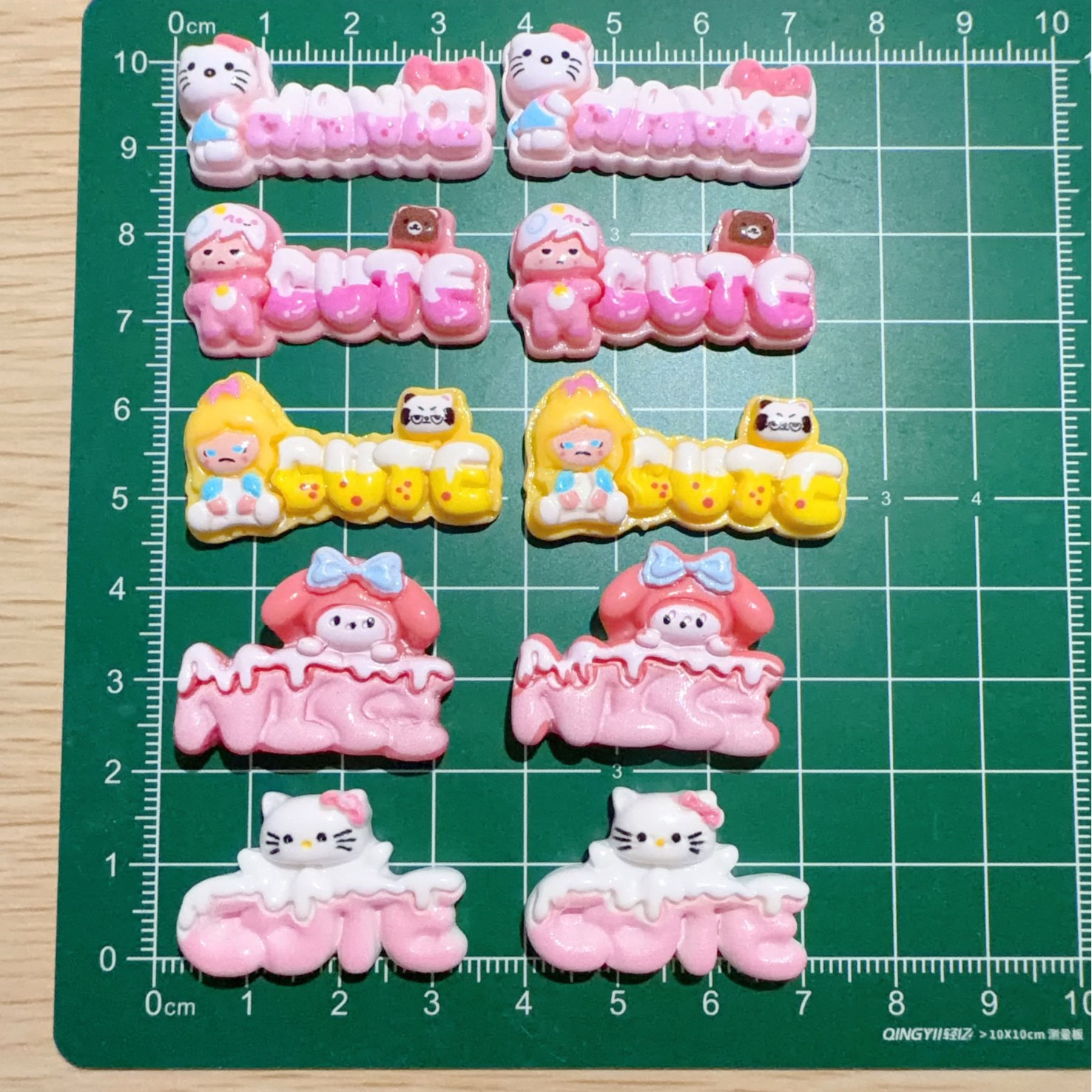 新款卡通动物字母创意 diy奶油胶发夹手机壳树脂配件水杯发夹饰品