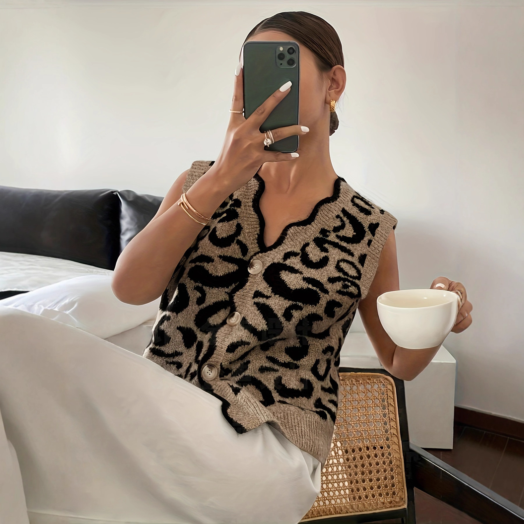 Spring and Summer Cross-Border European and American Autumn and Winter New Style Women's V-Neck Single-Breasted Loose Versatile Knitted Vest Sweater