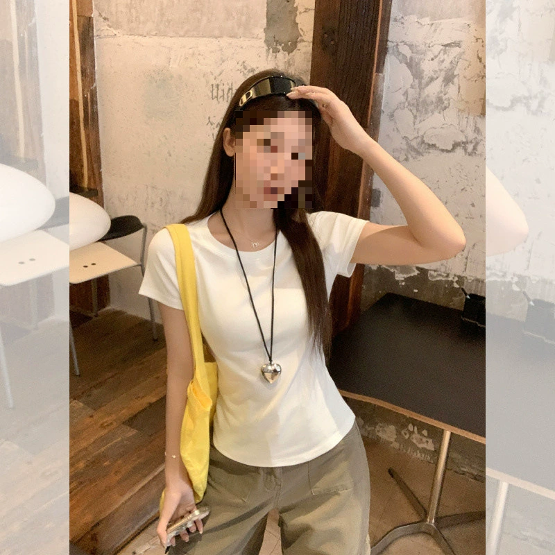 YS8 реальный снимок, реальная цена, универсальная белая женская футболка с круглым вырезом и короткими рукавами на правое плечо, новинка лета 2025, обтягивающая футболка для похудения, маленький топ