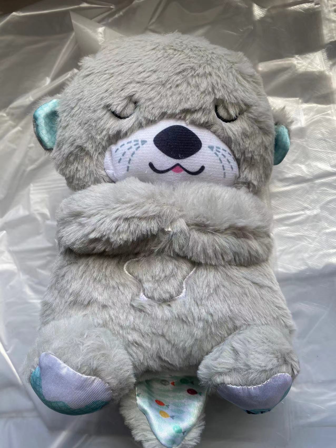 眠りを誘う呼吸するクマの仲間 カワウソクマぬいぐるみおもちゃ 赤ちゃん子供用なだめる音楽人形 クロスボーダー