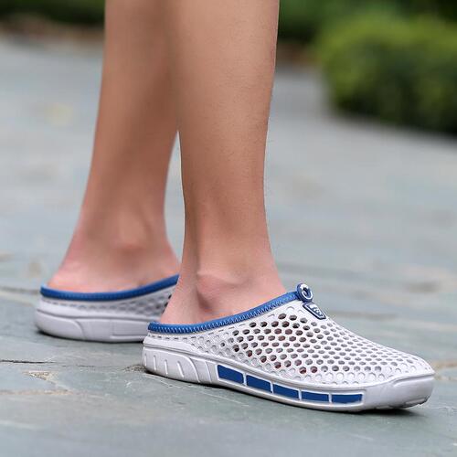 Couple's Style Men's and Women's Slipper Hole Shoes, Solid Color Foot Cover Outdoor Casual Beach Shoes, Breathable and Comfortable, Versatile