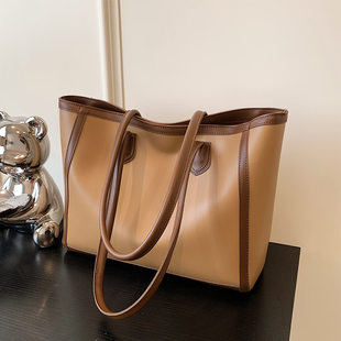 (Wholesale), fashionable solid color capacious one-shoulder bag, handheld purse, high-quality style, 2023 collection