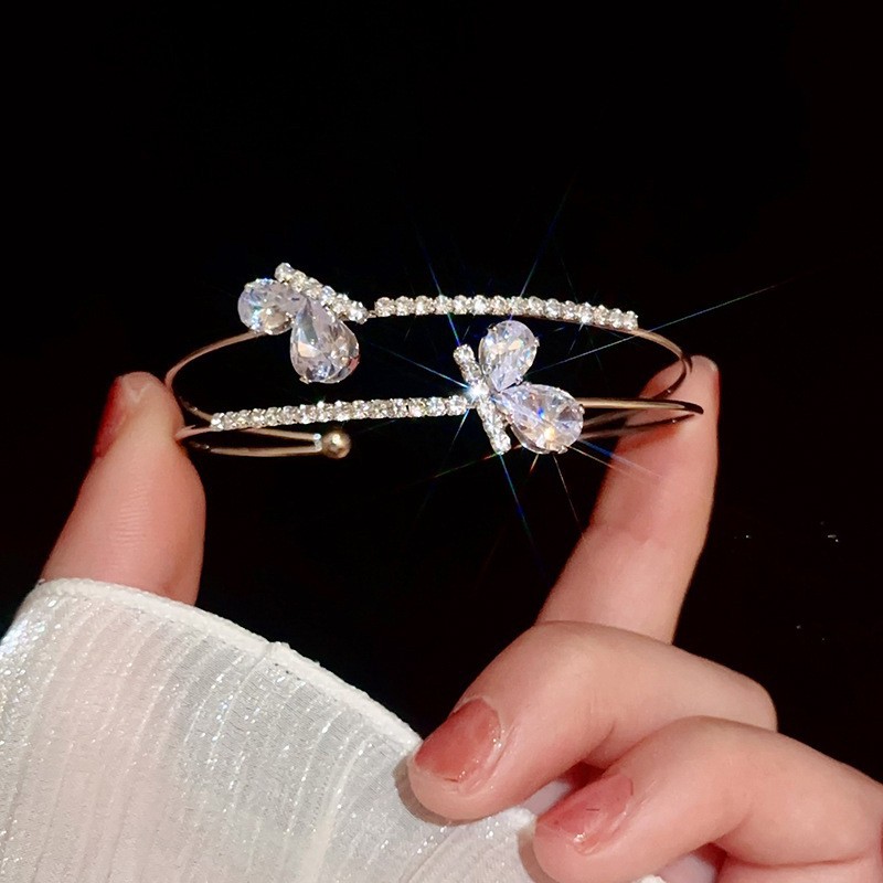 Pulsera elástica de diamantes de múltiples capas con perla artificial ins pulsera de moda exquisita pulsera de alta gama hermosa transfronteriza