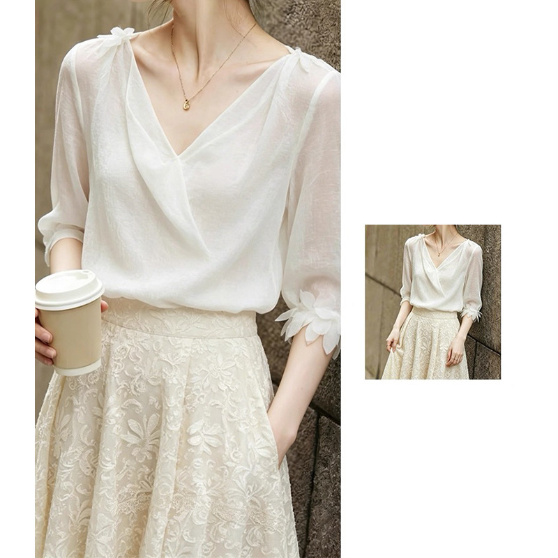 In-Stock Factory Direct Wholesale V-Neck Tie-Up Shirt for Women, High-End Design, Slimming, White Top for Commuting In-Stock Factory Direct Wholesale V-Neck Tie-Up Shirt for Women, High-End Design, Slimming, White Top for Commuting