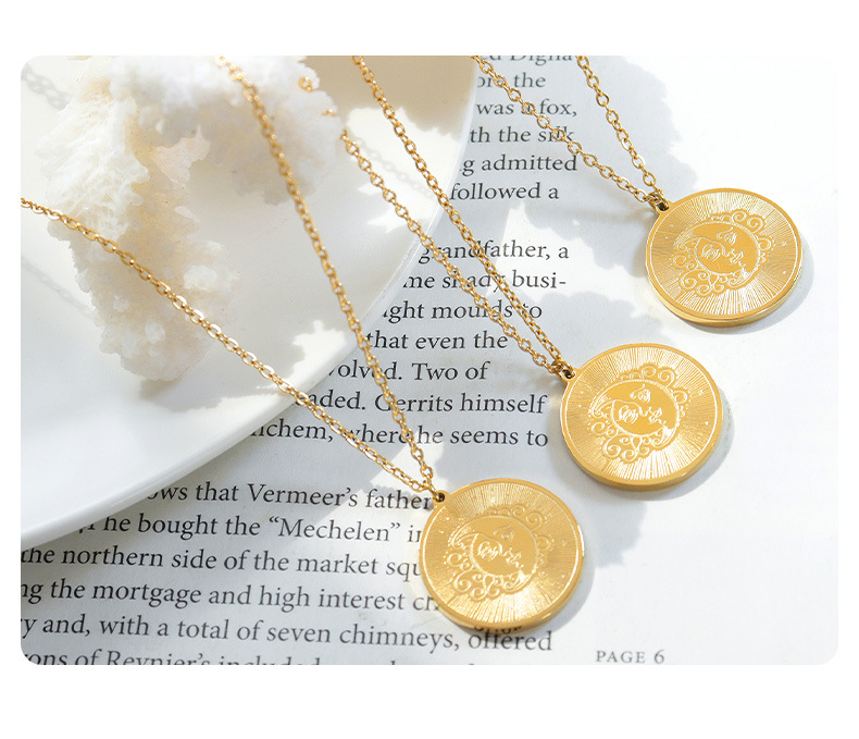 1 Piece Ethnic Style Portrait Round Titanium Steel Plating Pendant Necklace_colorza_4