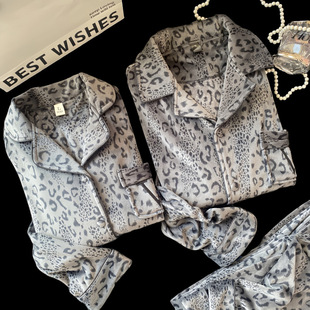 �n���߼��б��y˯��Ů�ﶬ���Ӻ�ů���u�q��H�Ҿӷ����b���⴩