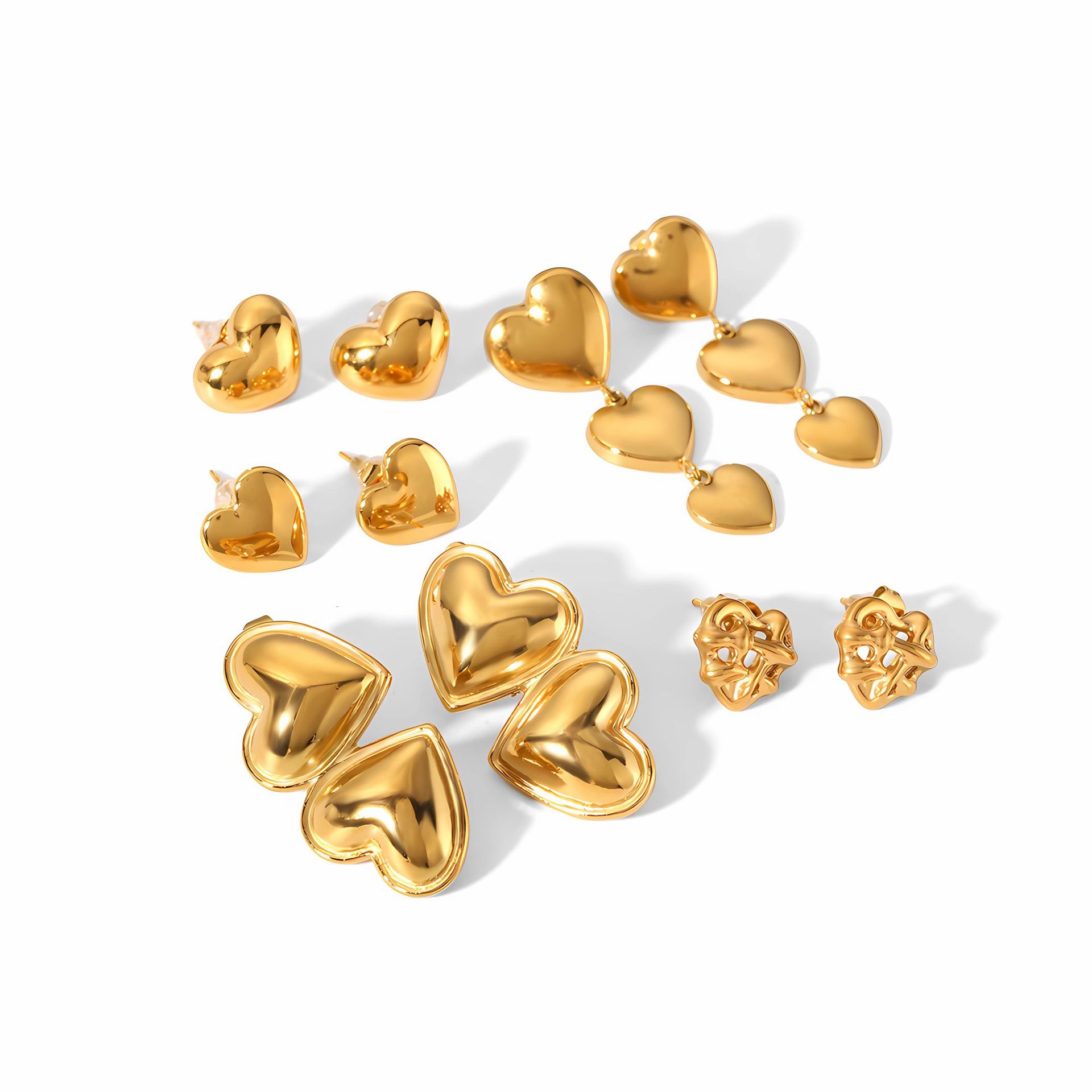8g Weight PVD Coated Gold Plating Process 1 Pair Original Design Heart Shape Stainless Steel Ear Studs
