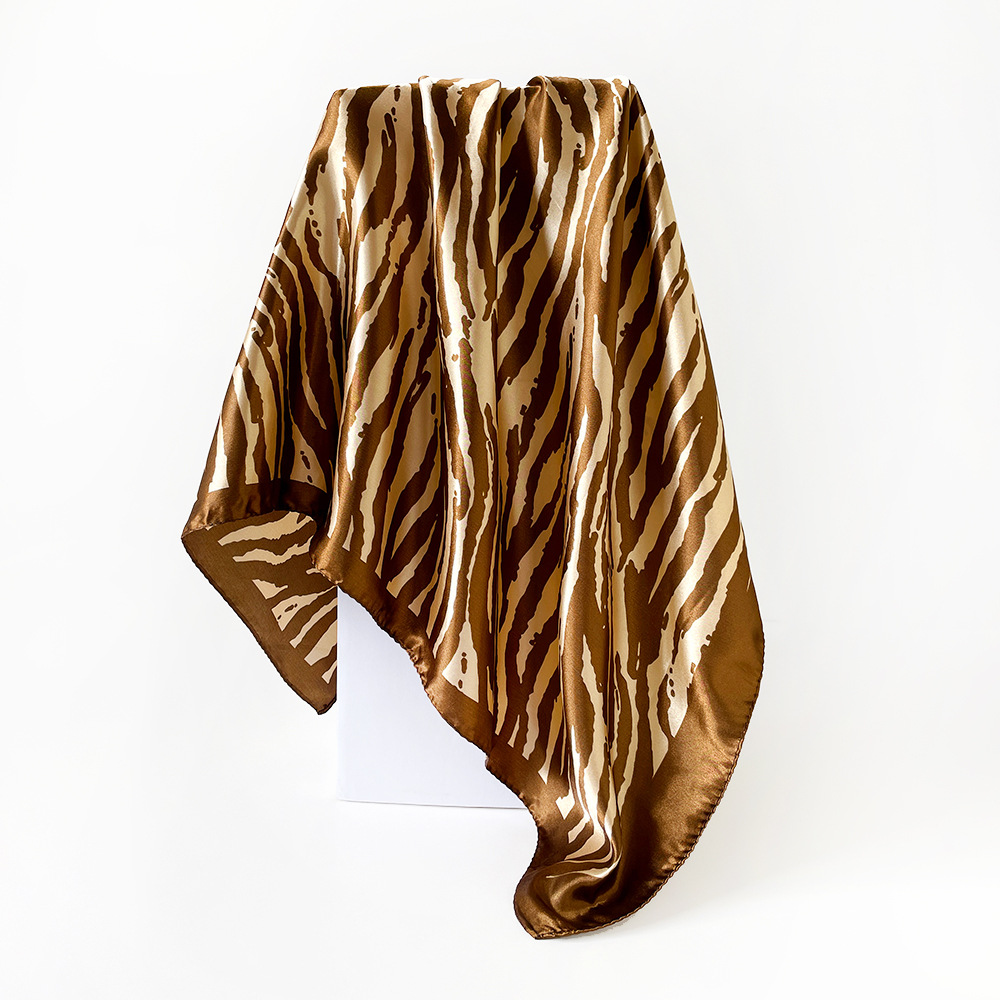 Lenço quadrado de seda estampado zebra echarpe feminina_voghion.com