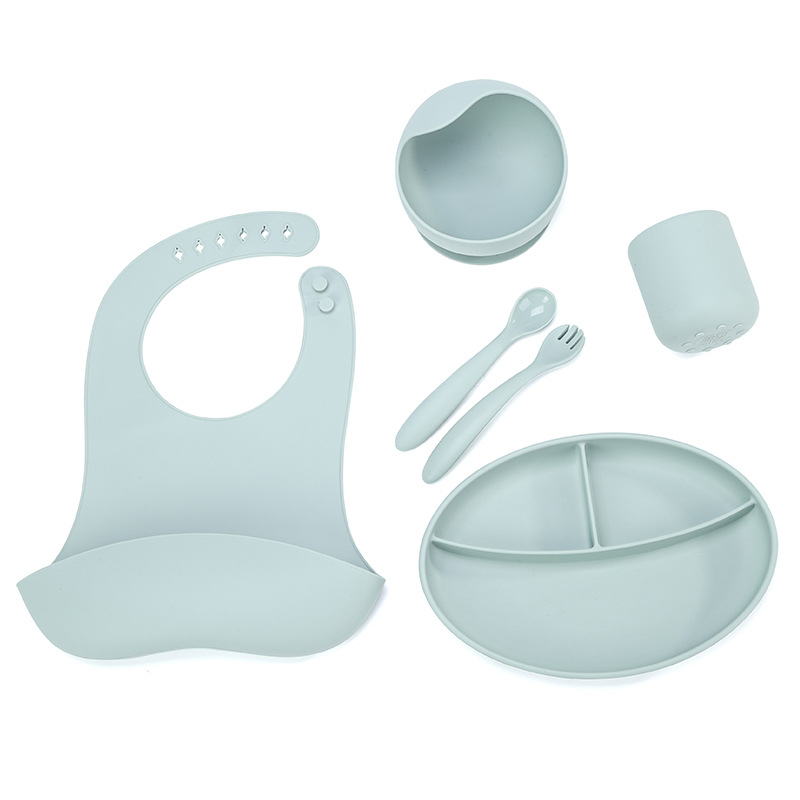 분리 접시 + 포크 스푼 + 턱받이 + 챙 그릇 + 물 컵 모딜란