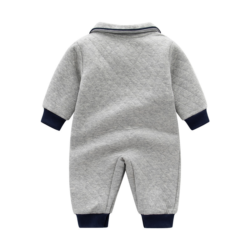 Nuevo mono de bebé recién nacido primavera y otoño de tres capas acolchado cálido ha aire algodón ropa de bebé Otoño e Invierno mameluco