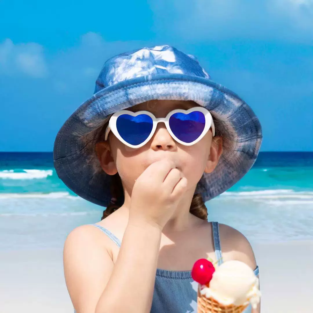 杰特5155设计款梦幻渐变框可爱桃心跨境墨镜爱心儿童偏光太阳镜