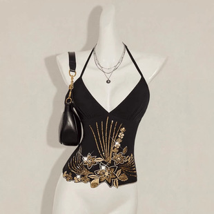 �W���羳Ů�bY2k�L�NƬ����Ĩ���bV�I�̿�Y������