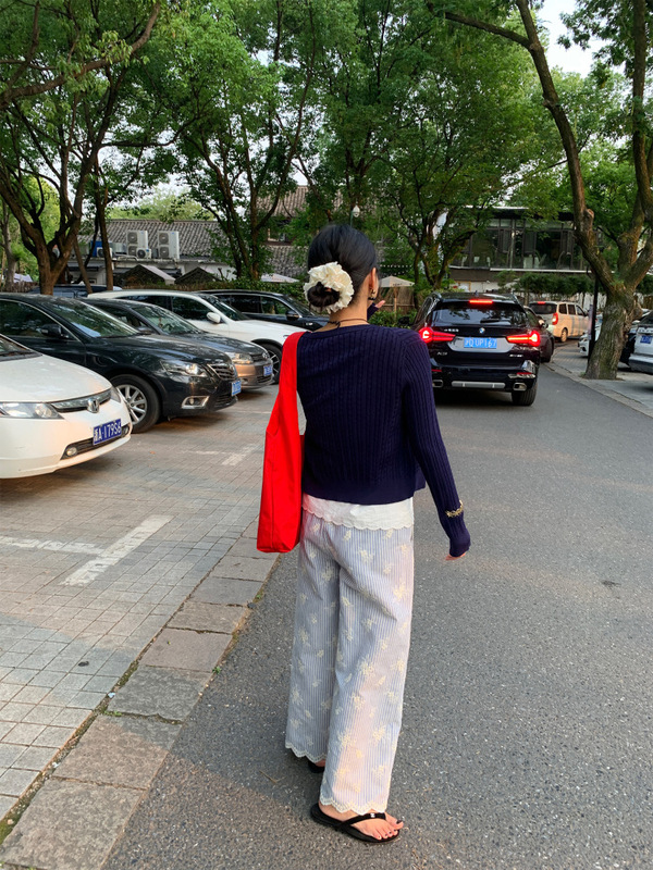 落落狷介裤子女款夏宽松bf慵懒风2025年新款设计感阔腿裤刺绣条纹|undefined