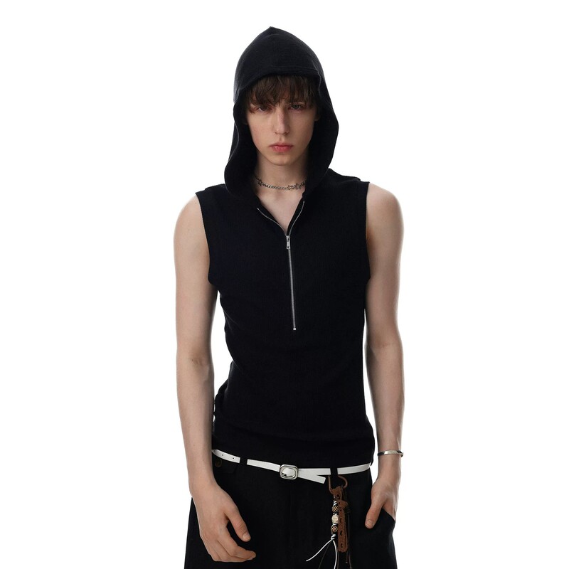 American retro solid color half-zip hooded vest for men, summer style, unique design, loose fit, versatile sleeveless top
