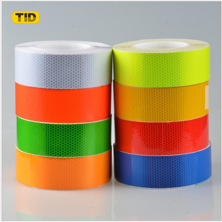 供应背胶晶彩格 5cm公路安全警示反光条 pvc反光贴纸