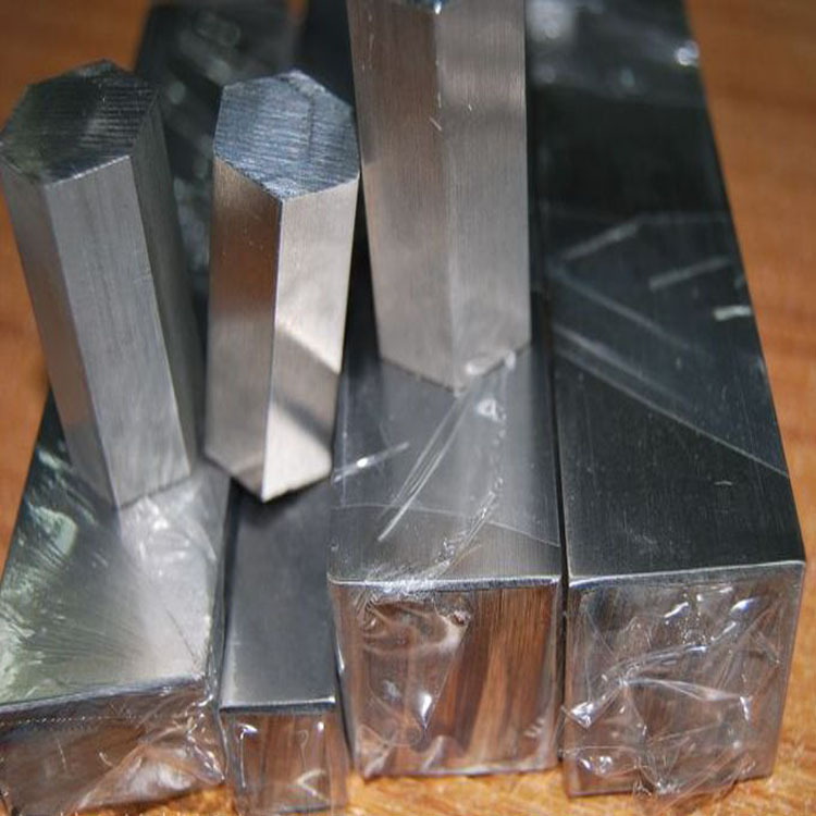 厂家供应Q235B热轧扁钢 Q235B热轧方钢 热轧扁铁 折 弯镀锌扁铁