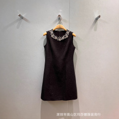 南油高端2025早秋新款女装时尚钉钻亮片小香风无袖背心连衣裙女