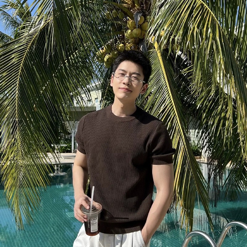 American retro ribbed knit short-sleeve T-shirt for men, summer casual stylish slim-fit dark brown round-neck base shirt top