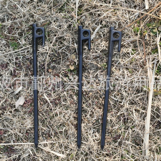 Suministro al por mayor al aire libre reforzado carpa de hierro fundido tierra Ding pequeña carpa accesorios Tienda de tierra clavo