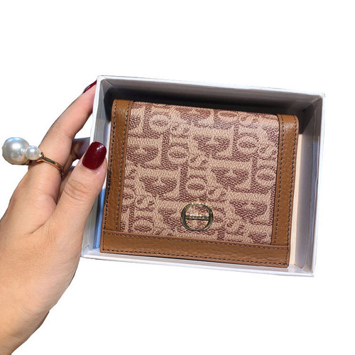 Women's Short Wallet 2024 New Style Thin Card Holder Simple Driver Slot Leather Foldable Money Clip Trendy