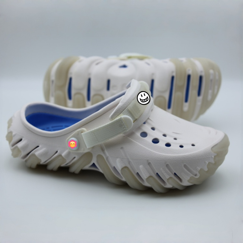 New Style Corrugated Tank-Style Clogs for Men, Outdoor Beach Shoes, Closed-Toe, Non-Slip, Breathable Sandals, Available for Wholesale and Dropshipping