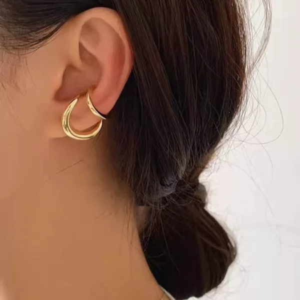 Korean-style Dongdaemun earrings for women, simple and unique, versatile metal ear cuffs, non-pierced ear accessories wholesale