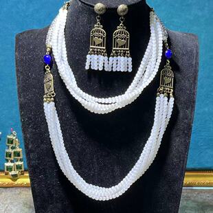 Original Niche Design Chain High-grade Retro Multi-layer Rice Bead Woolen Chain Elegant Cat's Eye Glaze Necklace