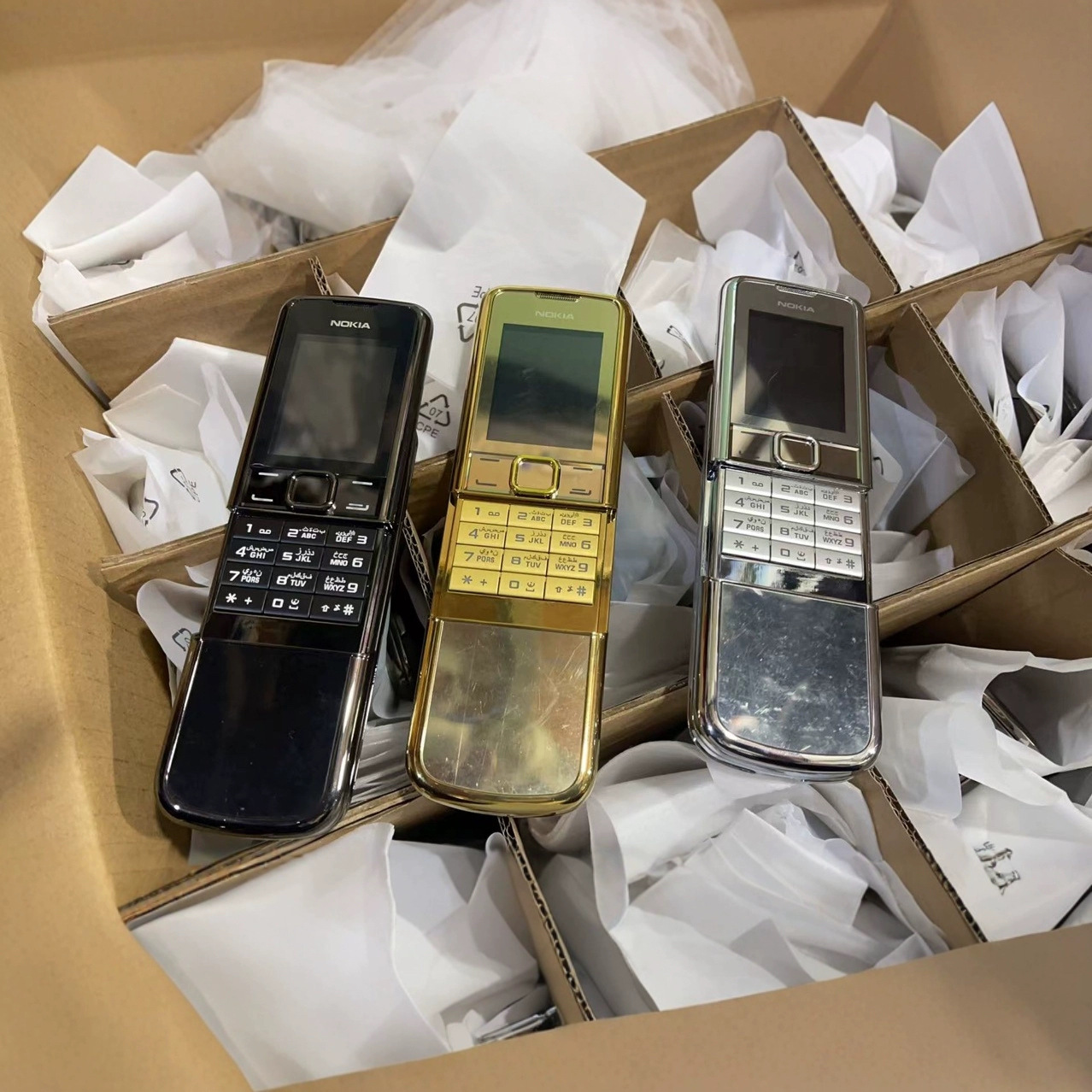 Nokia 8800 sürüşməli telefon üçün ehtiyat hissə