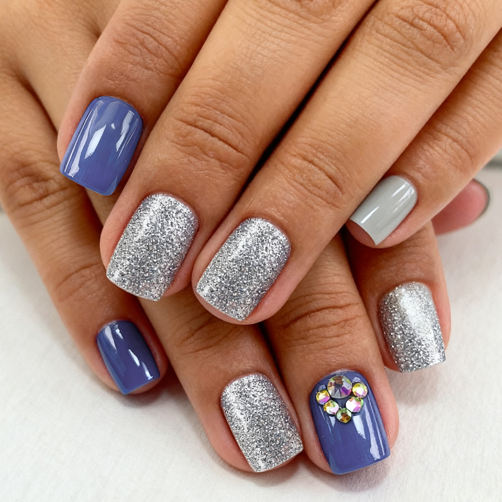 Azul gris plata brillante diamante ligero lujo manicure transfronterizo venta caliente temperamento simple desgaste de uñas 24 piezas de parche de uñas
