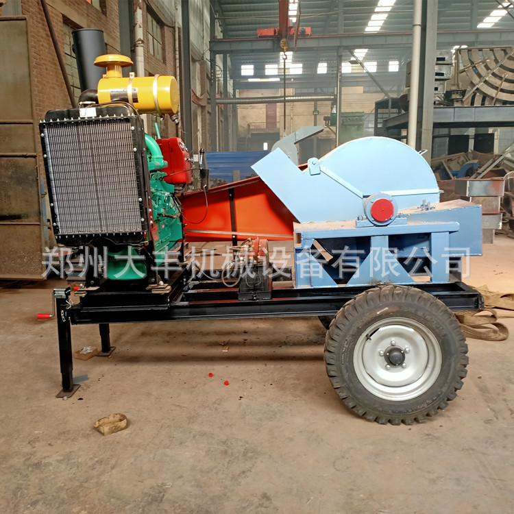 侧进料平进料木材切片粉碎机小型盘式打竹子切片机圆木削片机