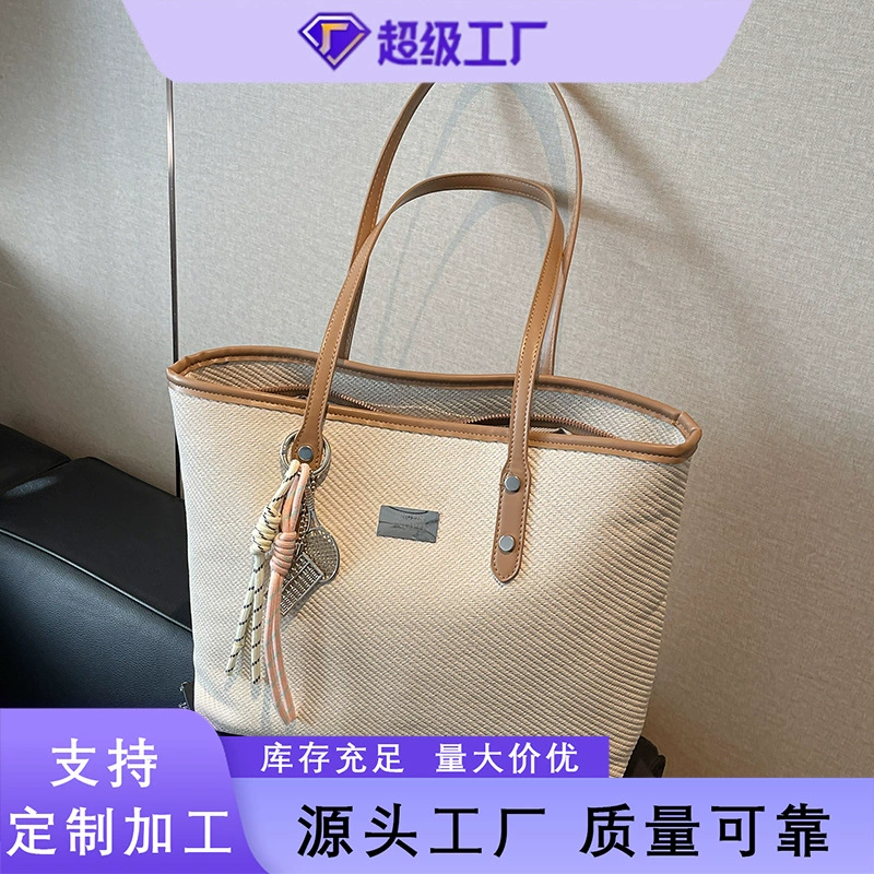 Модный пригородный большой объем переносной Тотт сумка весна 2025 новый ретро минималистский персонализированный повседневный сумка на плечо