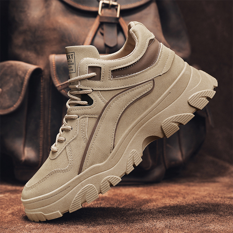 Zapatos de trabajo para hombres de verano nuevos zapatos de hombre transpirables tendencia universal botas cortas de soporte bajo para hombres resbaladizo desgaste botas Martin para hombres