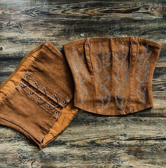 Top bandeau mujer marrón con estampado digital camiseta sin manga_voghion.com