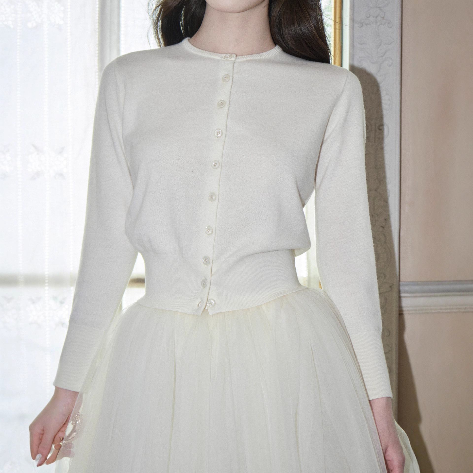 Avenemen/Wool Long-Sleeved Round Neck Sweater Merino Wool Slim Warm Top Cardigan Women's Autumn