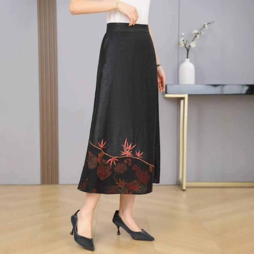 Шелковая ароматная облачная пряжа с узором черепахи, полуюбка в китайском стиле в стиле ретро, ​​новинка 2025 года, высокая талия в китайском стиле, маленькая черная юбка из 100% тонкого шелка тутового дерева