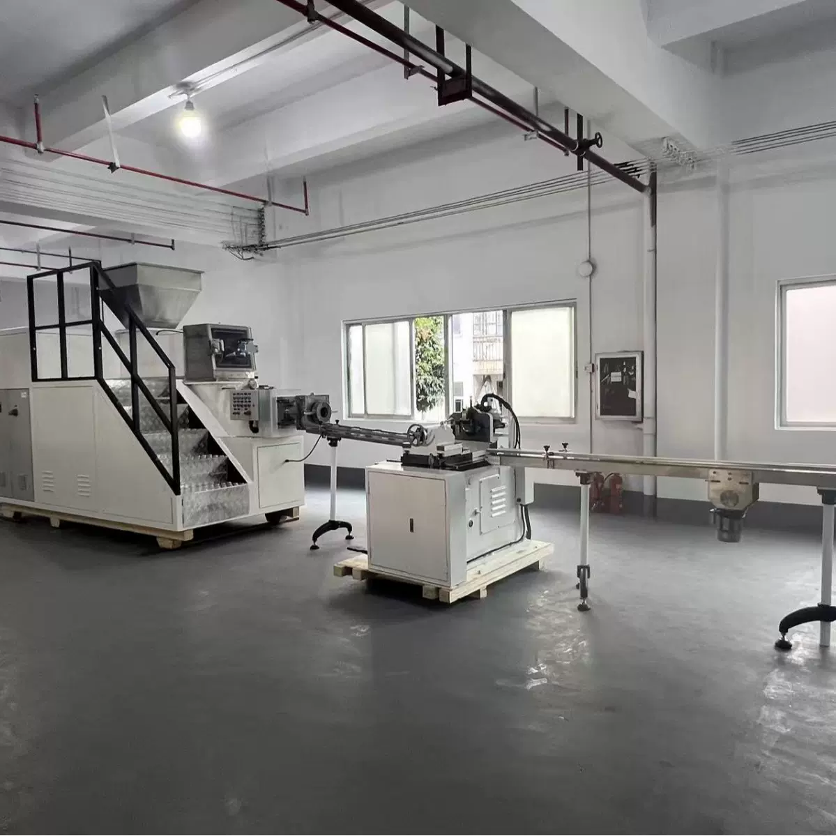 厂家直销全套肥皂香皂生产线香皂生产设备日化厂香皂肥皂制作专用