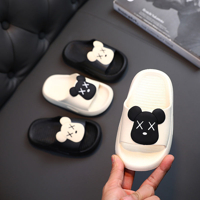 Schoenen beroemdheid kleine beer kinderpantoffels zomer meisjes cartoon schattig thuis badkamer bad antislip jongenspantoffels_voghion.com