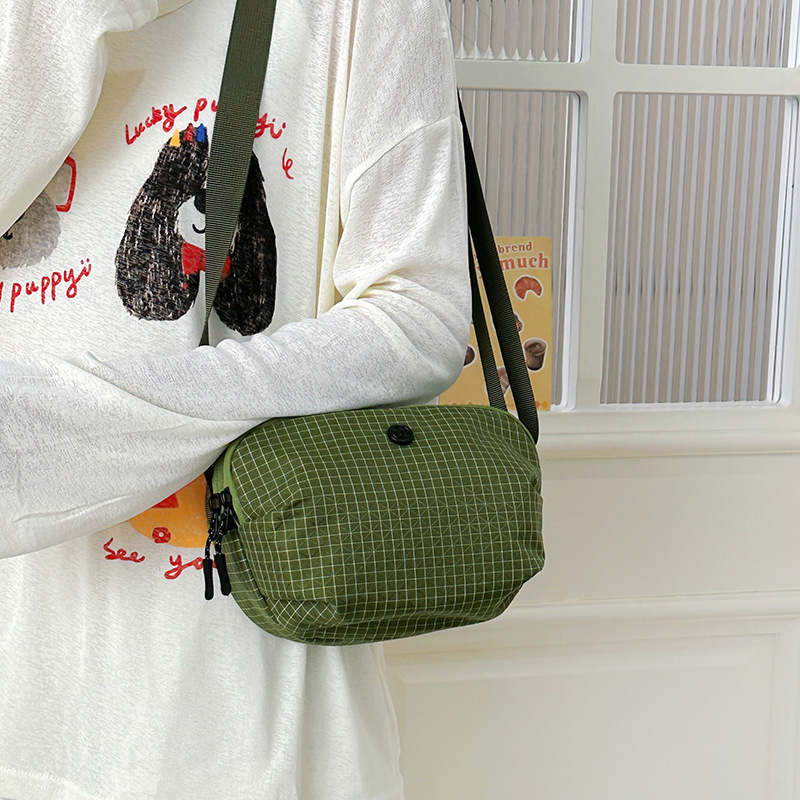 Casual Nylon Cloth Women's Small Bag Fashion New Simple Plaid Small Square Bag Fashion Single Shoulder Crossbody Mobile Phone Bag Casual Nylon Cloth Women's Small Bag Fashion New Simple Plaid Small Square Bag Fashion Single Shoulder Crossbody Mobile Phone Bag