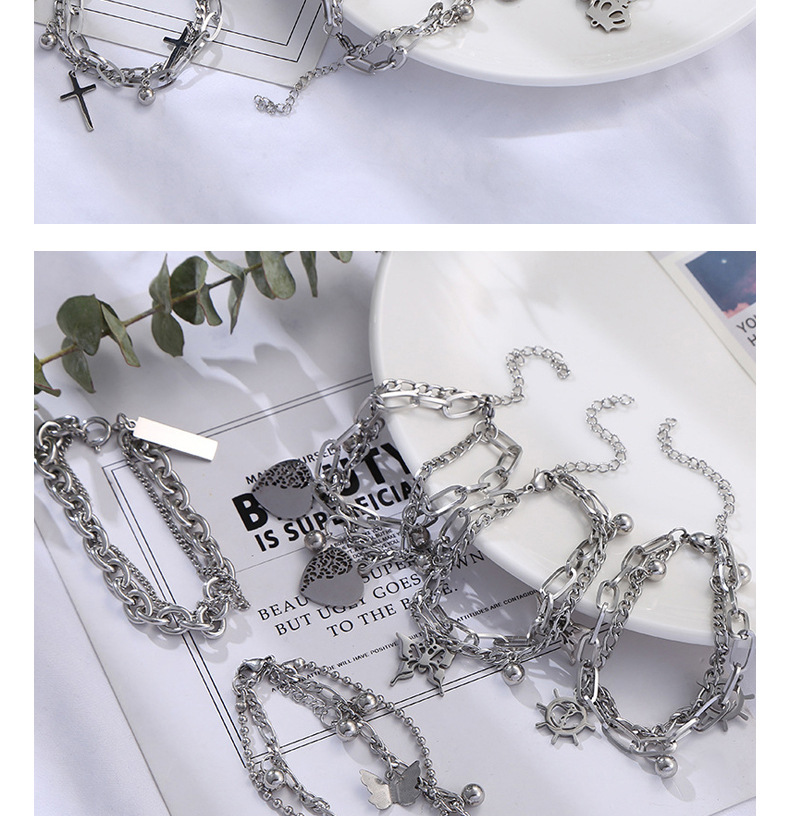 Simple Style Four Leaf Clover Titanium Steel Plating Bracelets 1 Piece