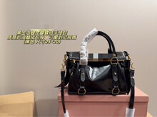 时尚复古油蜡皮亮漆皮蝴蝶结手提公文包机车包pu日常通勤购物袋女