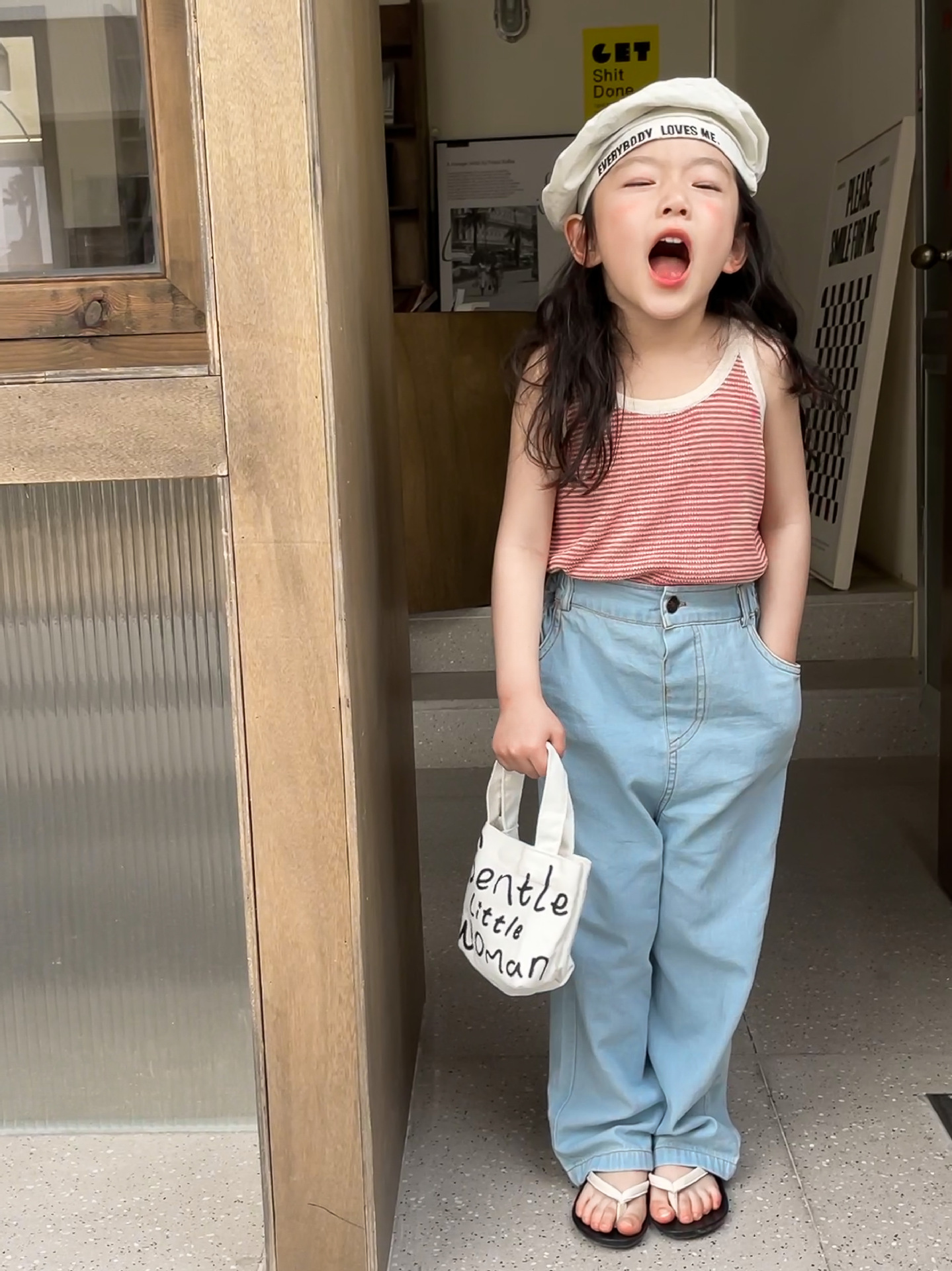 43593699-9B3F-4FDA-BC2E-343FDC