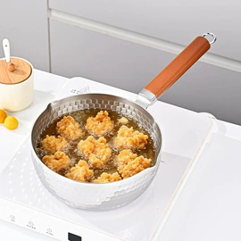 勺、调羹;保鲜盒、饭盒;烹饪勺铲